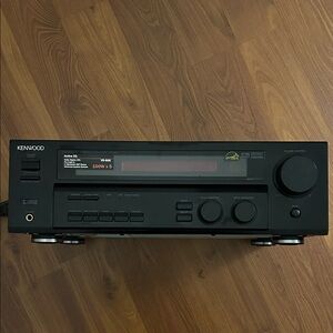 Kenwood Black Audio System